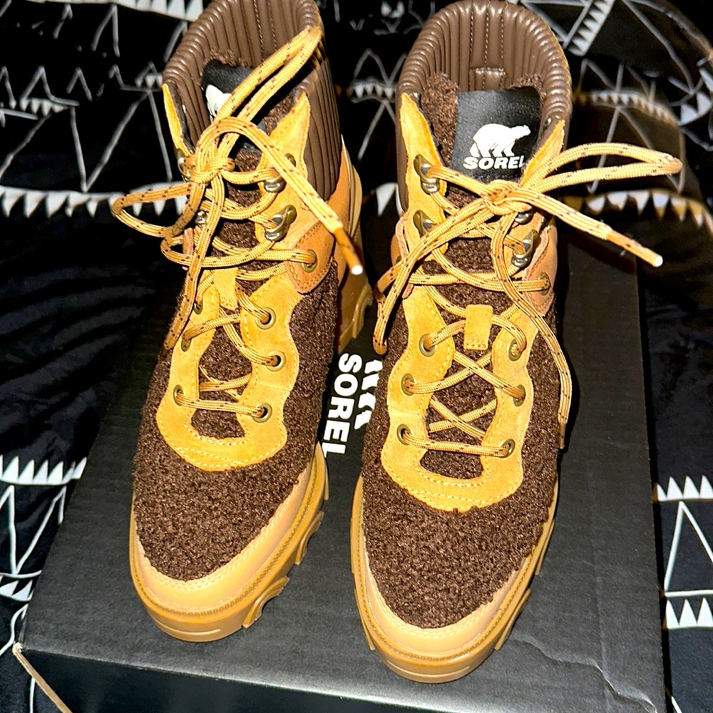 Only worn one time for this past thanksgiving